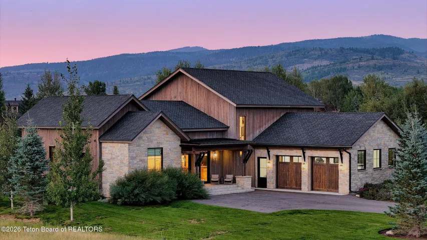 12 HASTINGS Drive, Victor, ID 83455