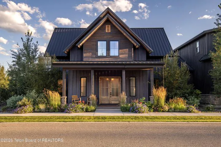 711 WATERLEAF Avenue, Driggs, ID 83422
