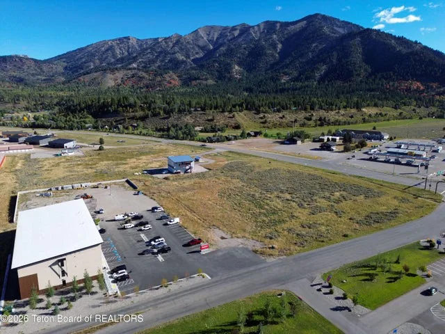 WINTERGREEN Drive, Alpine, WY 83128