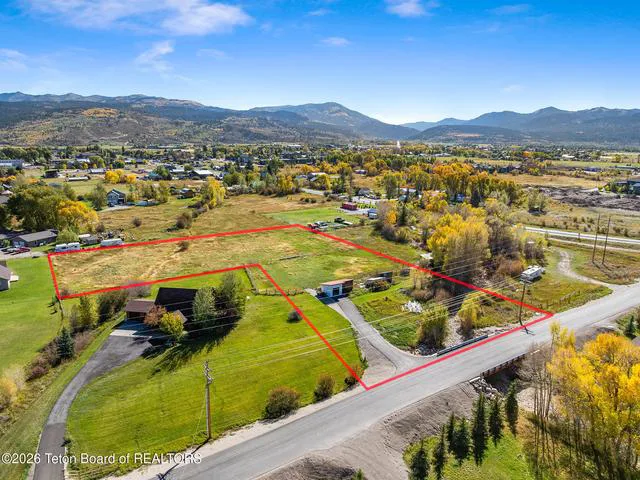 296 N CRYSTAL Court, Victor, ID 83455