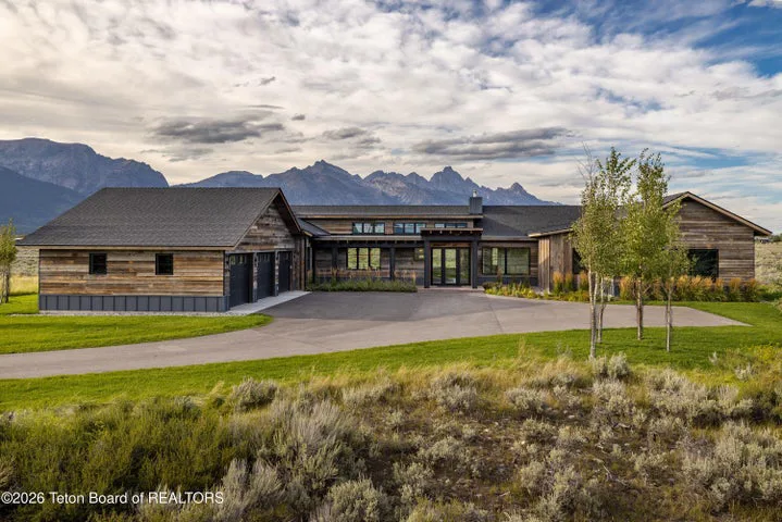 7450 N O'ROURKE Way, Jackson, WY 83001