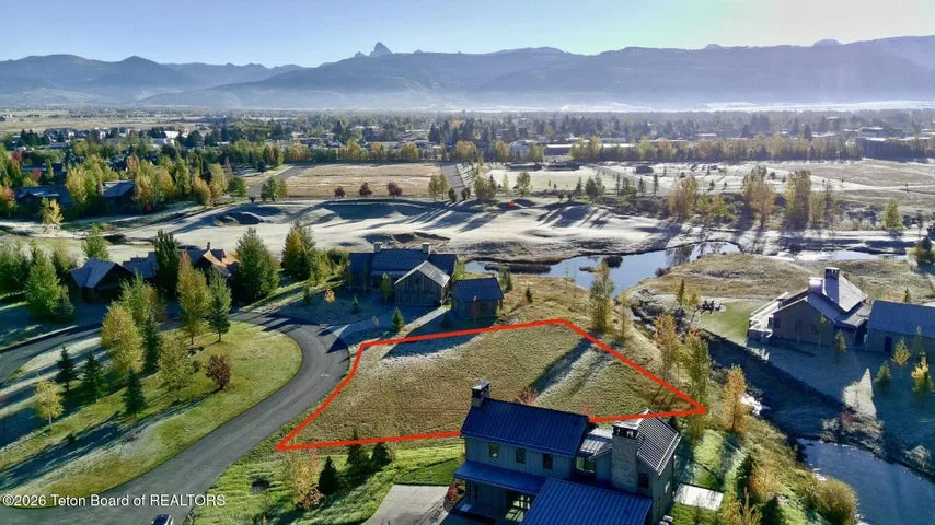 865 GOLDEN THREAD Court, Driggs, ID 83422