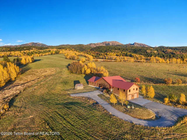 245 E DRY CREEK Road, Alta, WY 83414