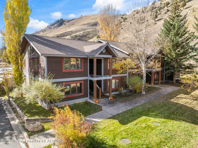 569 N CACHE Street B-6, Jackson, WY 83001